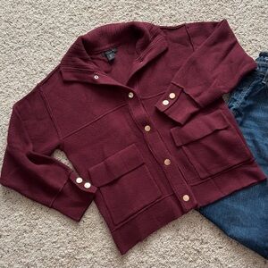Smartcasual Tahari women’s golden snap buttons oversized burgundy cardigan sz S